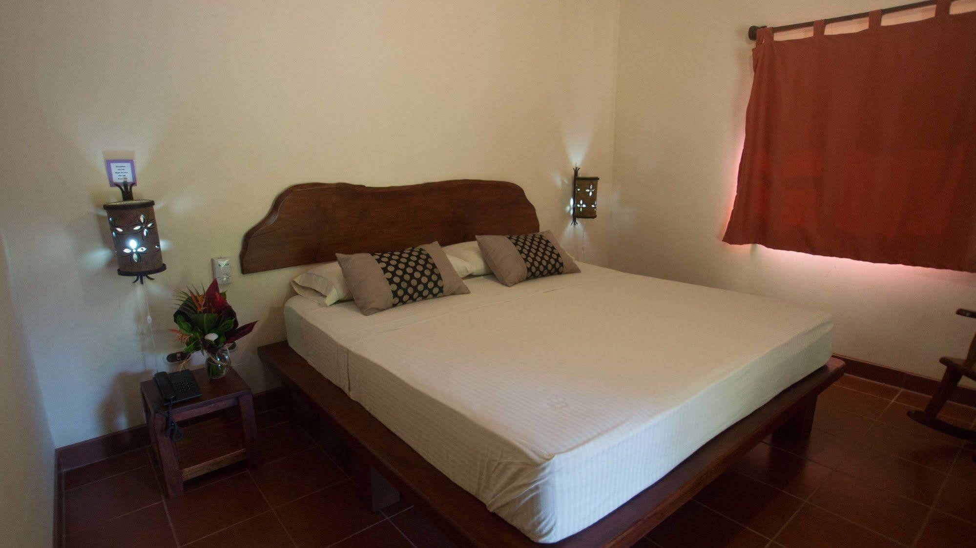 Mamma E Papa Aparthotel Ojochal Buitenkant foto